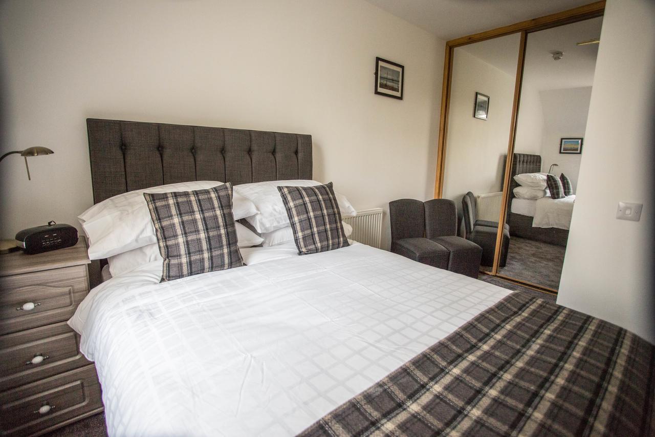 By The Bay Bed & Breakfast Cruden Bay Bagian luar foto